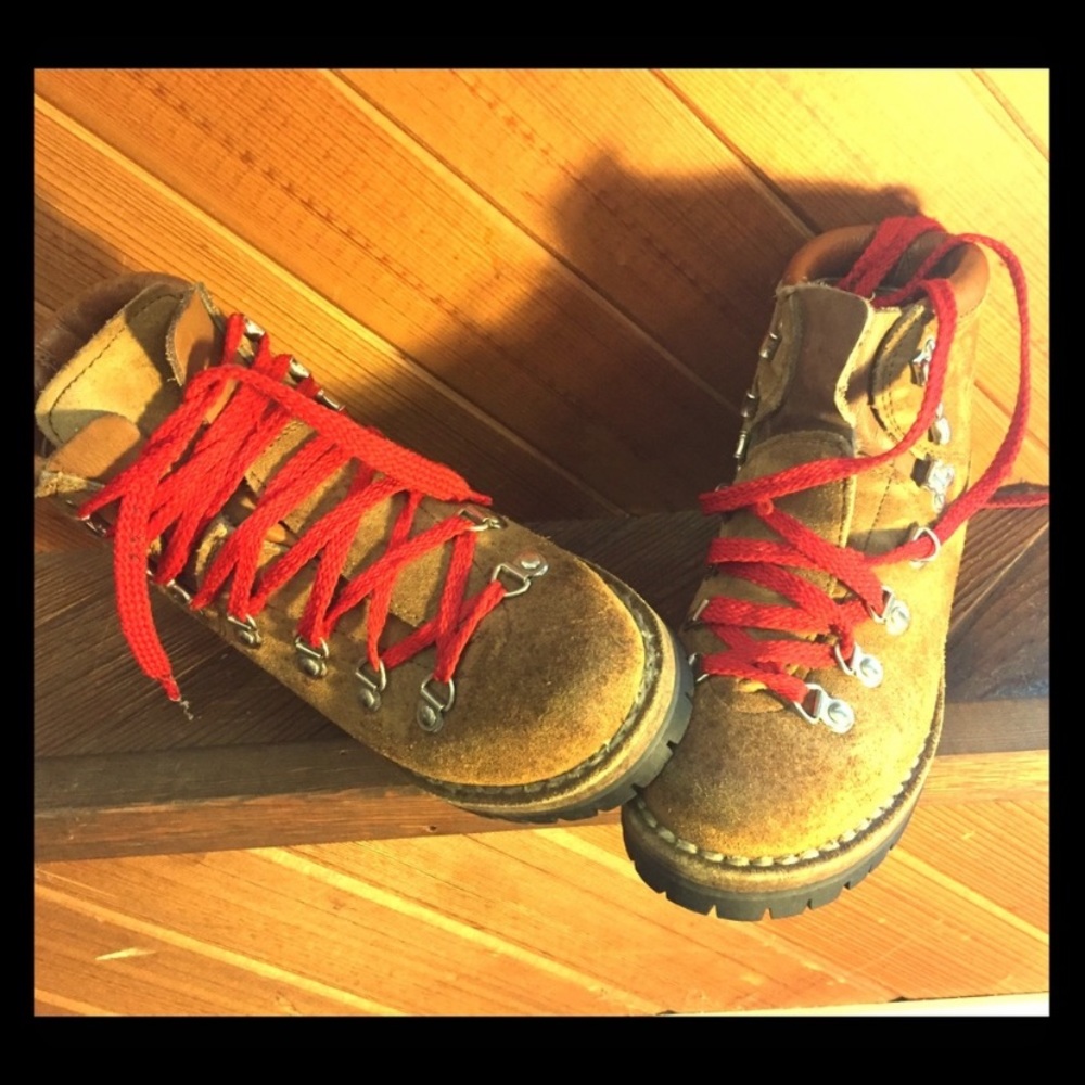 Dunham classic leather hiking boots